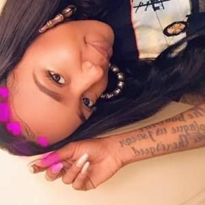 Meet your Posher, Diamond